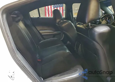 2018 Dodge Charger R/T 392 z USA, uszkodzony, nr VIN 2C3CDXGJ6JH247842